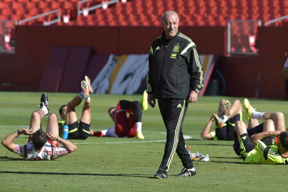 Vicente del Bosque ha logrado la armonía en la selección española, amenazada por las diferencias entre Barcelona y Real Madrid. / AFP