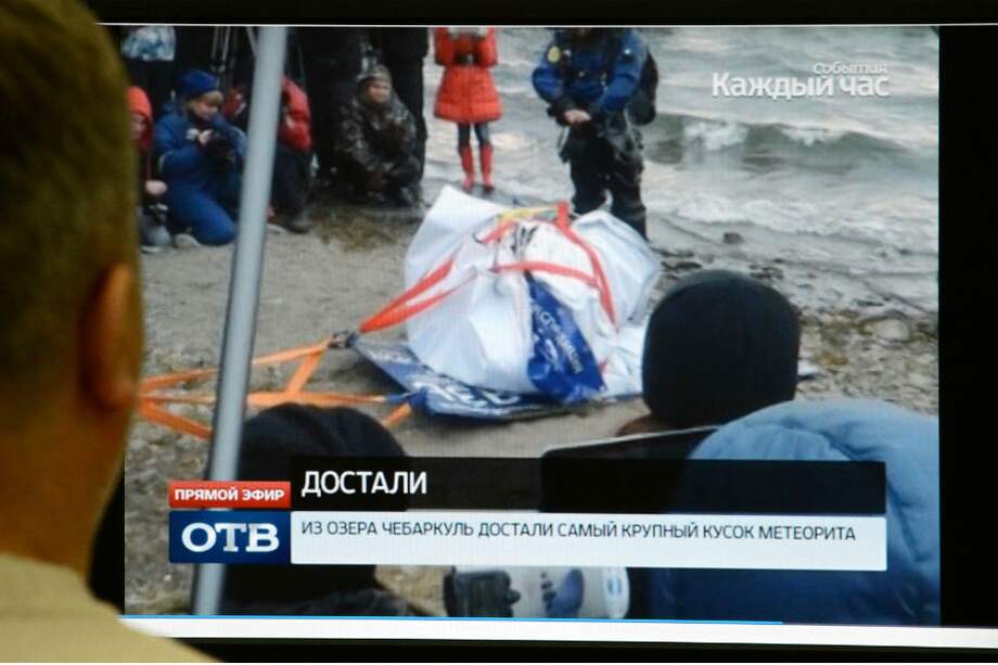 El meteorito de unos 500 kilos recuperado del lago Chebarkul