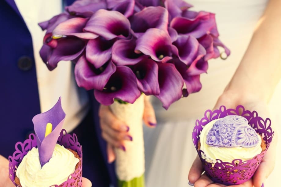 Ultravioleta, el color del año, también es tendencia en las bodas