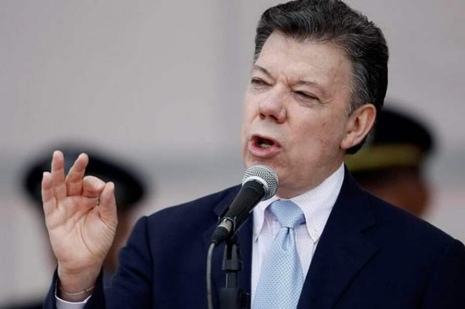 Santos defiende su voluntad de ayudar al diálogo en Venezuela