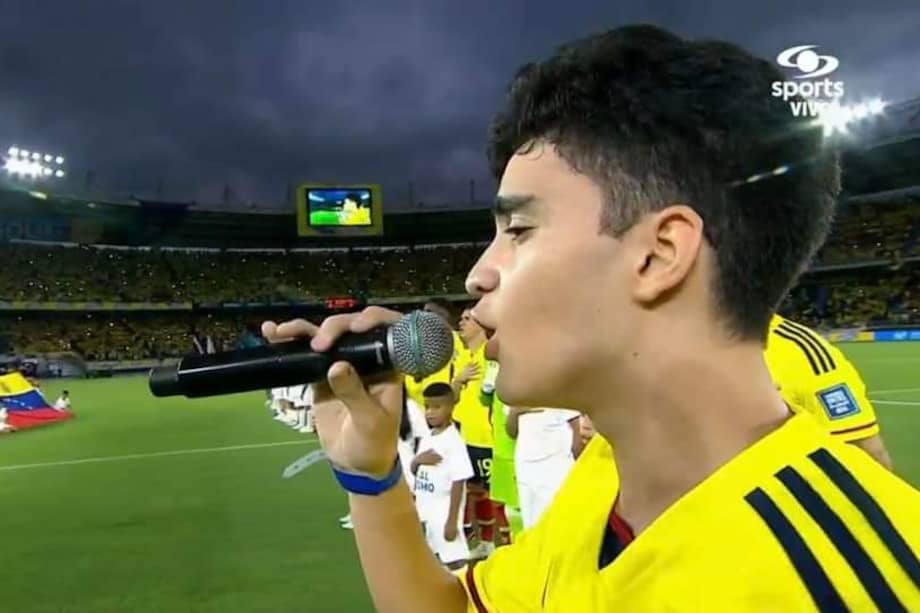 Jorge Nasra Molina tiene 16 años y es cantante de música clásica.