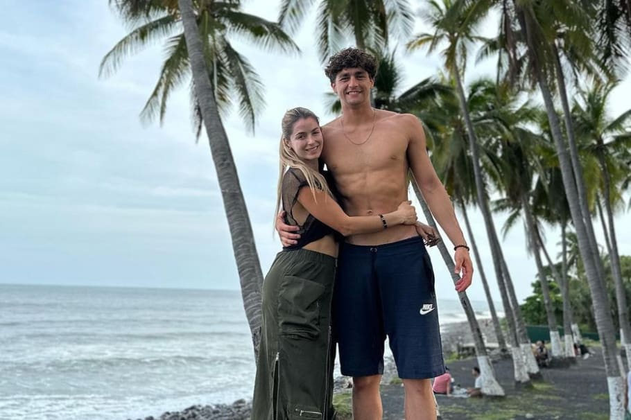 En una fiesta de cumpleaños con mucho baile y gozadera, Juan José Narváez destacó por su destreza en la pista. ¿Lo viste? Te lo mostramos.