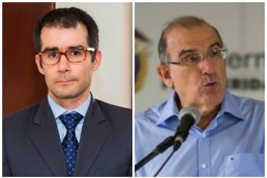 La denuncia del magistrado Gutiérrez (izquierda) señala que eran 8.125 folios los que contenían el informe de ingresos y gastos de la campaña de De la Calle (derecha), que fueron entregados al contador Alexánder Rivera Pardo y que debían ser estudiados previamente para tramitar la certificación de esa cuenta de campaña.
/ CNE/AFP