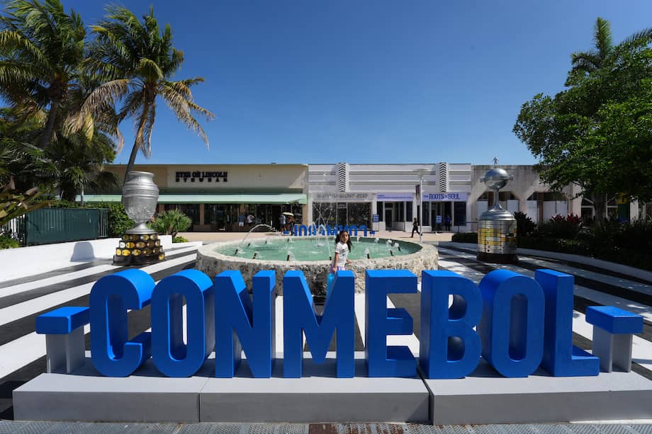 Letrero de la Conmebol el 16 de junio de 2026, en Miami, Florida, Estados Unidos.
