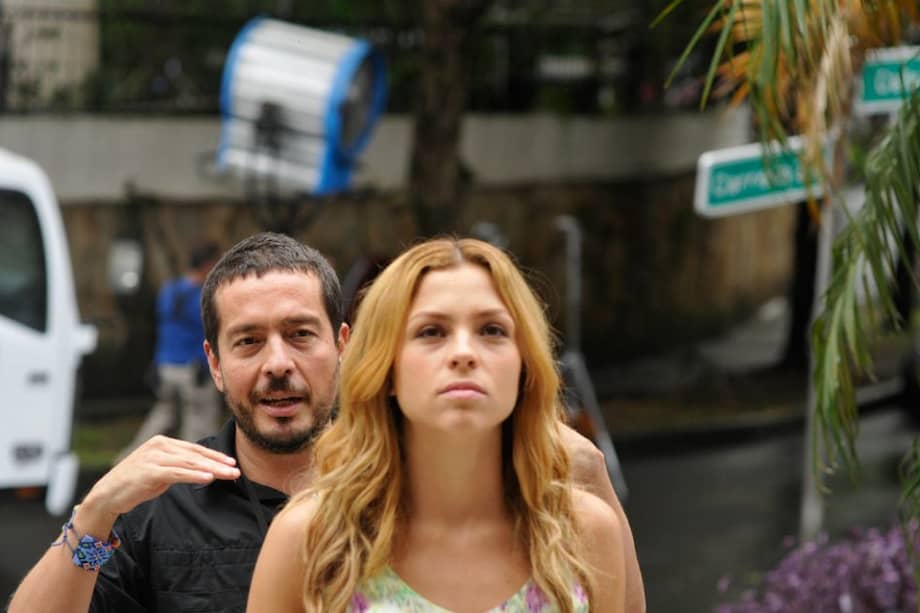 "¡Que Viva la Música!" está dirigida por Carlos Moreno.