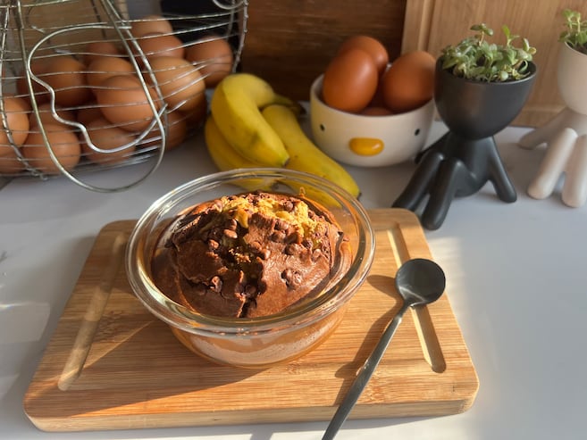 Torta veteada de banano y chocolate: esponjosa, fácil y deliciosa