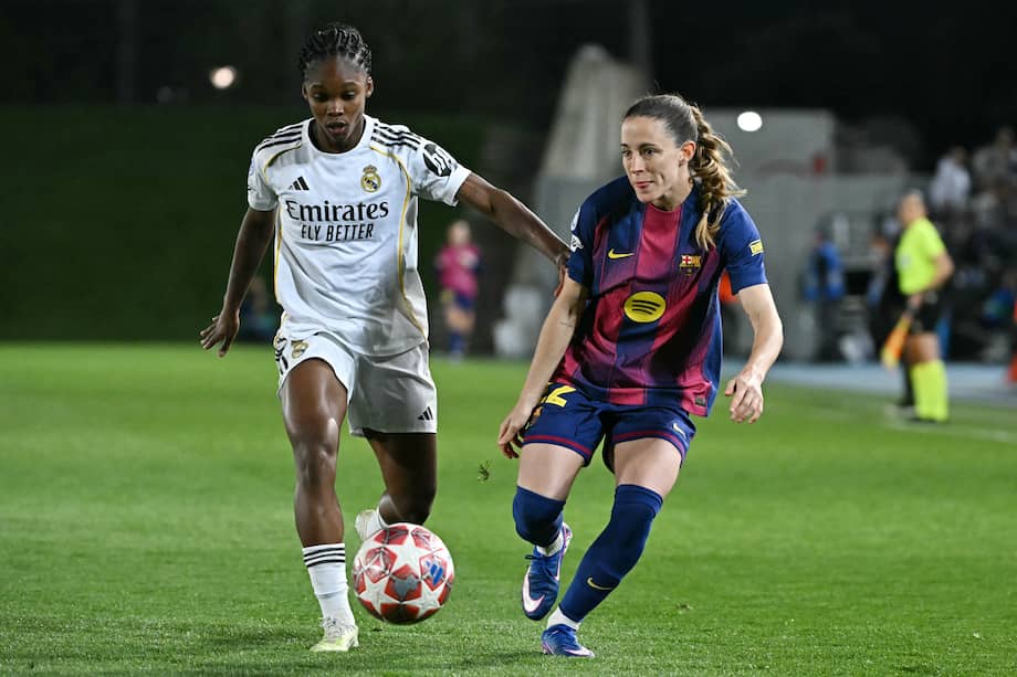 Linda Caicedo de Real Madrid durante el partido de ida de los cuartos de final de la UEFA Champions League femenina contra FC Barcelona en el estadio Alfredo Di Stefano de Madrid, España, este 25 de marzo de 2026.