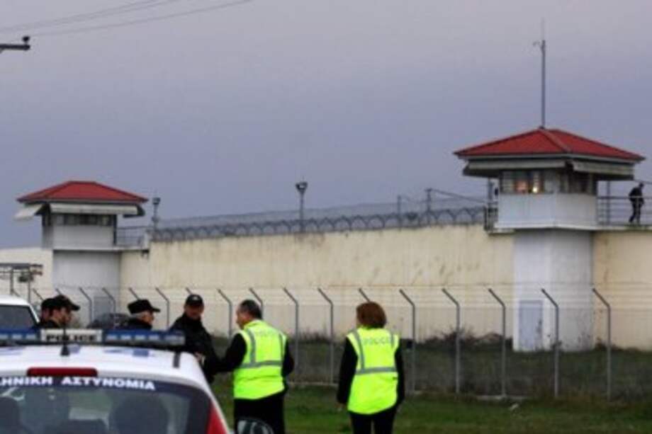 Mafioso intentó escapar de la cárcel en helicóptero