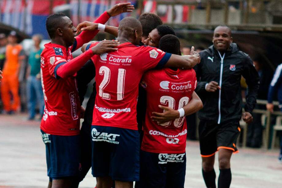 Los jugadores de Independiente Medellín celebran un gol en la Liga Águila. / Dim Oficial