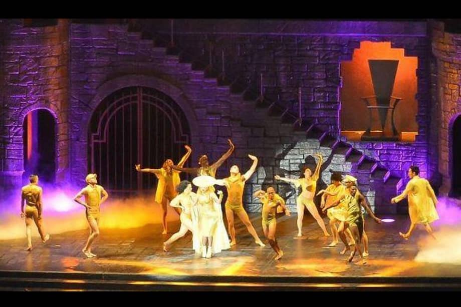 Lady Gaga en un concierto de "Born This Way Ball".