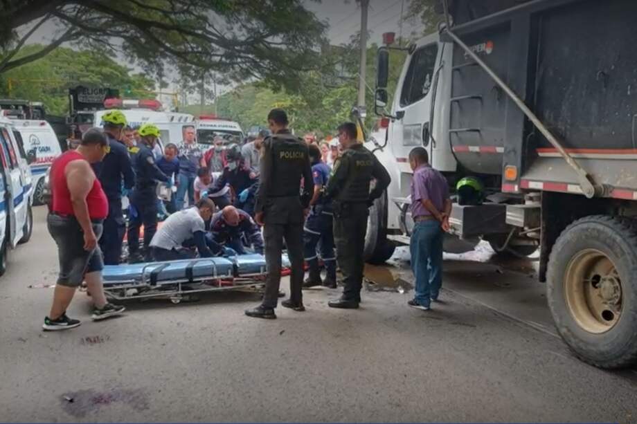 El accidente acabó con la vida de Natalia Chante quien se movilizaba con otras dos personas en una motocicleta.