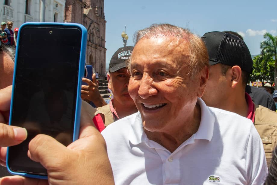 Hasta ahora, la única comunicación de Rodolfo Hernández sobre el debate fue la carta que envió en la mañana del jueves.