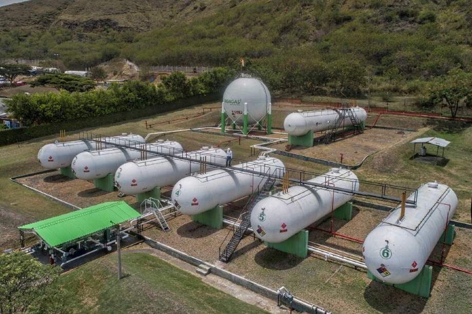 Presidente de Gasnova presentó varias propuestas para mejorar el mercado del gas propano en el país.