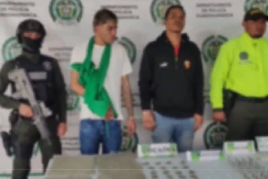 Alias 'Saúl' y alias 'Jackson', pertenecientes a la banda Los del Municipal, fueon capturados en la últimas horas por la policía de Soacha, sindicados de homicidio y tráfico de estupefacientes.