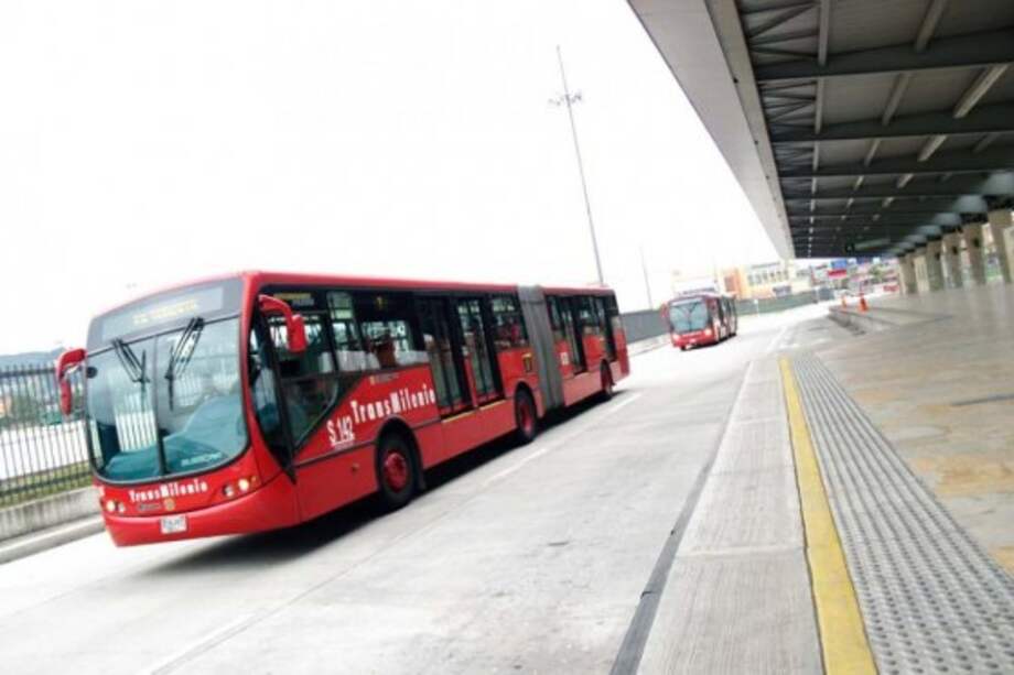 Proponen en el Concejo que Transmilenio sea operado por el Distrito