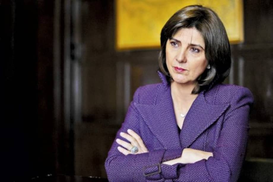 María Ángela Holguín