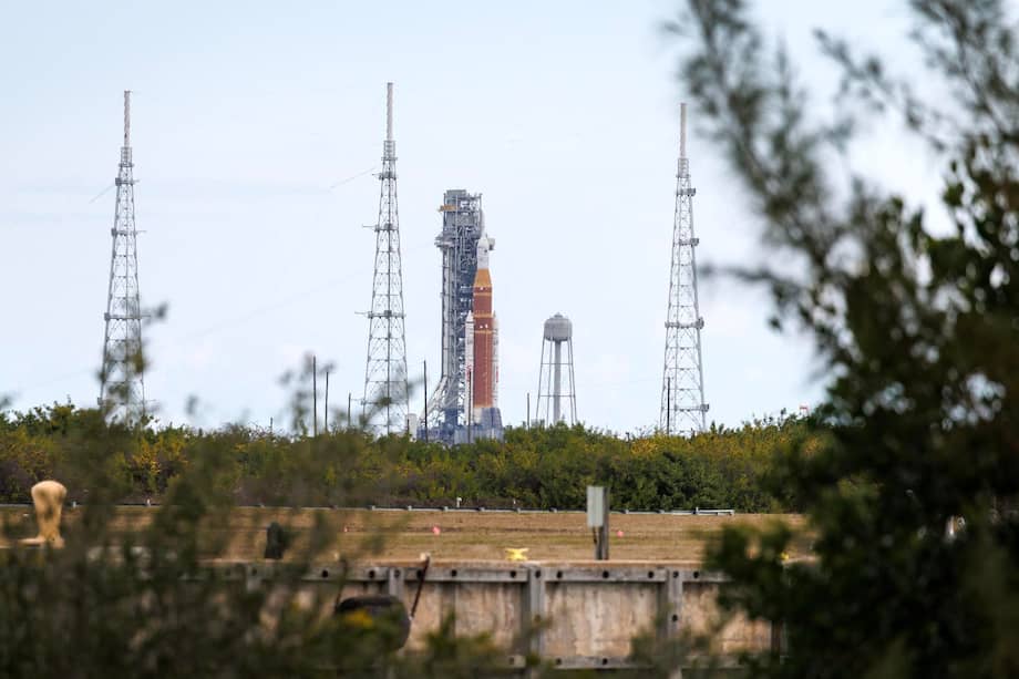 Después de cinco décadas de espera, el regreso del humano a la Luna está a solo días. EFE/EPA/CRISTOBAL HERRERA-ULASHKEVICH