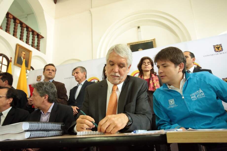 El Plan de Desarrollo del alcalde Enrique Peñalosa contempla inversiones por casi $90 billones. Gran parte de los recursos los tendrá que gestionar con los privados o con impuestos.