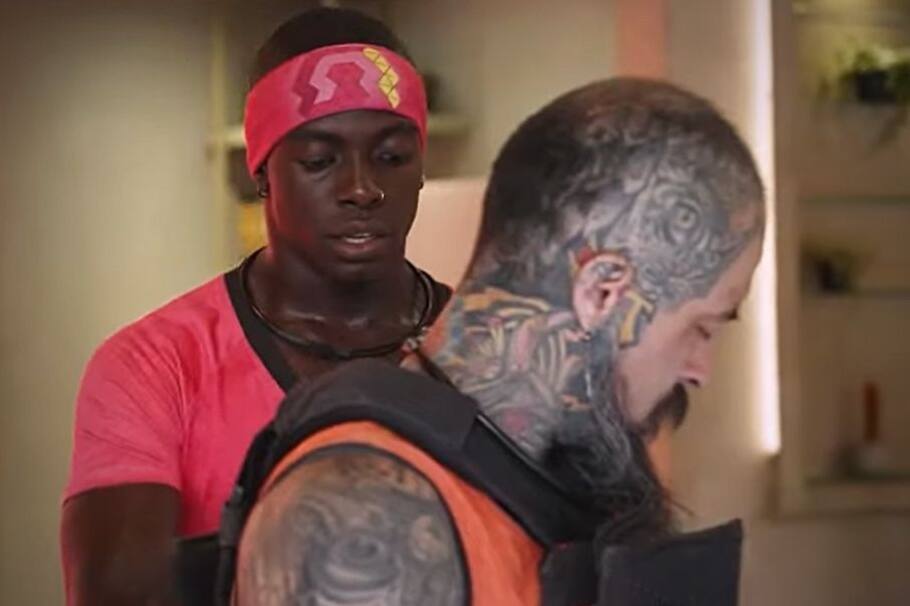 El concursante de El Desafío XX, Campanita, fue el encargado de entregar los chalecos de sentencia tras la victoria de Omega y en su visita a Gamma, se percató de una situación que estaba sucediendo en el grupo.