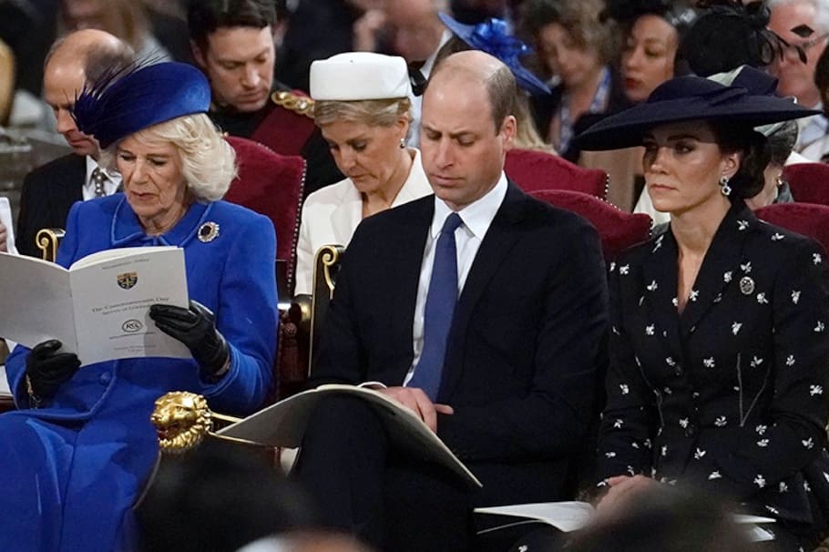 Nuevamente se habla del rechazo que William ha sentido por la esposa de su padre, hoy reina