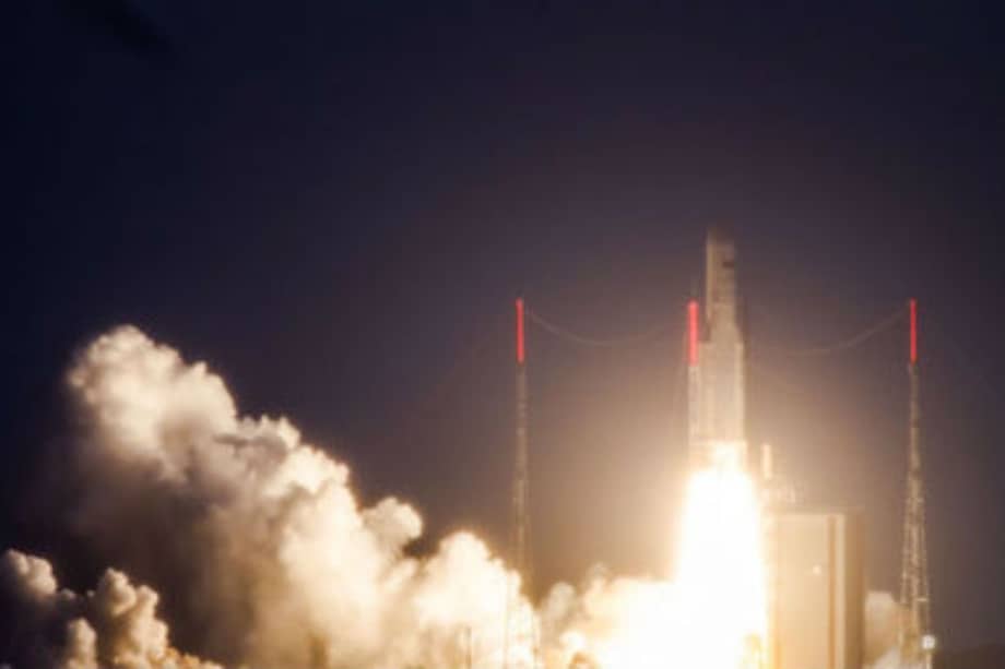 India pone en órbita el primer satélite de sistema de navegación GPS propio