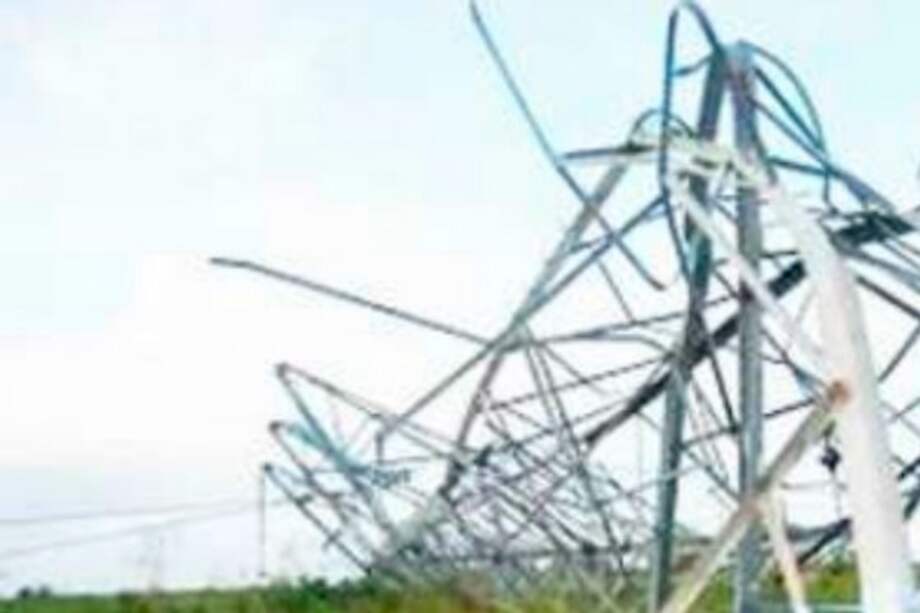 Capital de Arauca y otros municipios sin fluido eléctrico por terrorismo