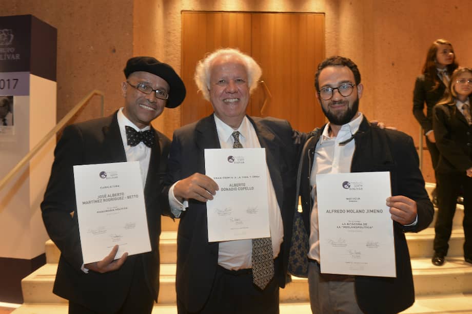 El caricaturista Betto y los periodistas Alberto Donadio Copello y Alfredo Molano Jimeno. / Natalia Pedraza Bravo