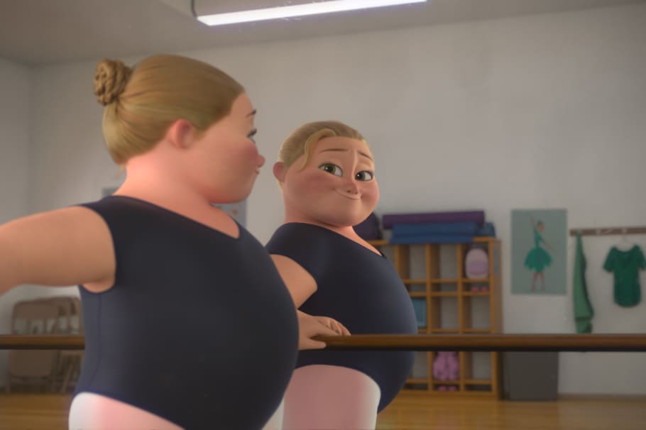 Bianca es la protagonista del último corto de Disney, ‘Reflect’ o ‘Reflejo’, quien se enfrenta con su propio reflejo con dudas y miedo. Se trata de una joven de talla grande que se enfrenta a un trastorno de dismorfia corporal.