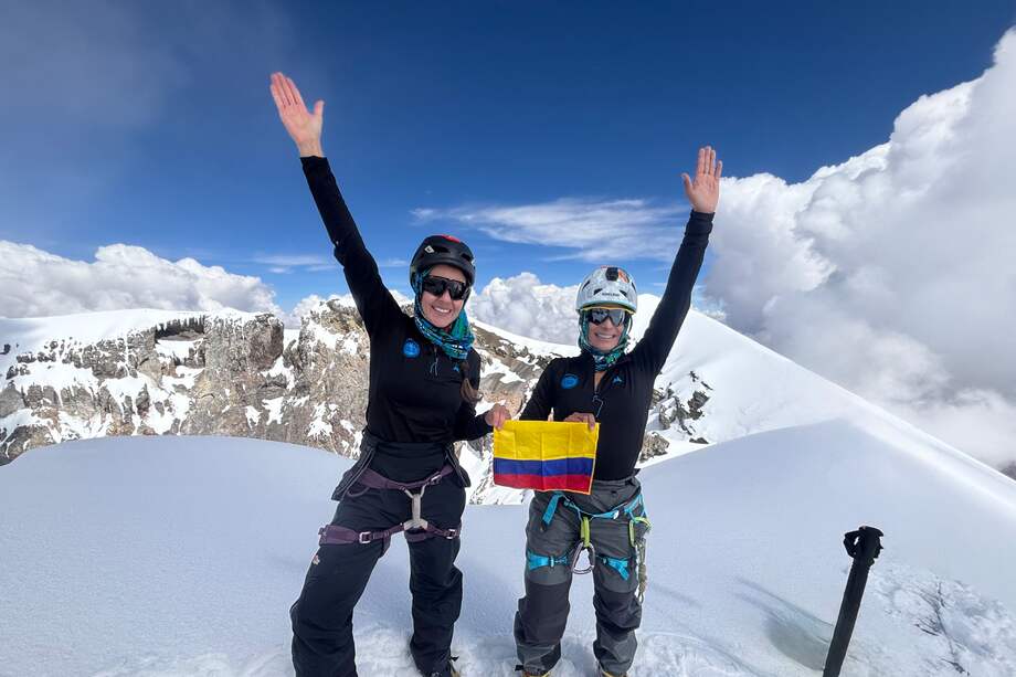 Ana María Giraldo y Ana Isabel Bustamante, montañistas colombianas.