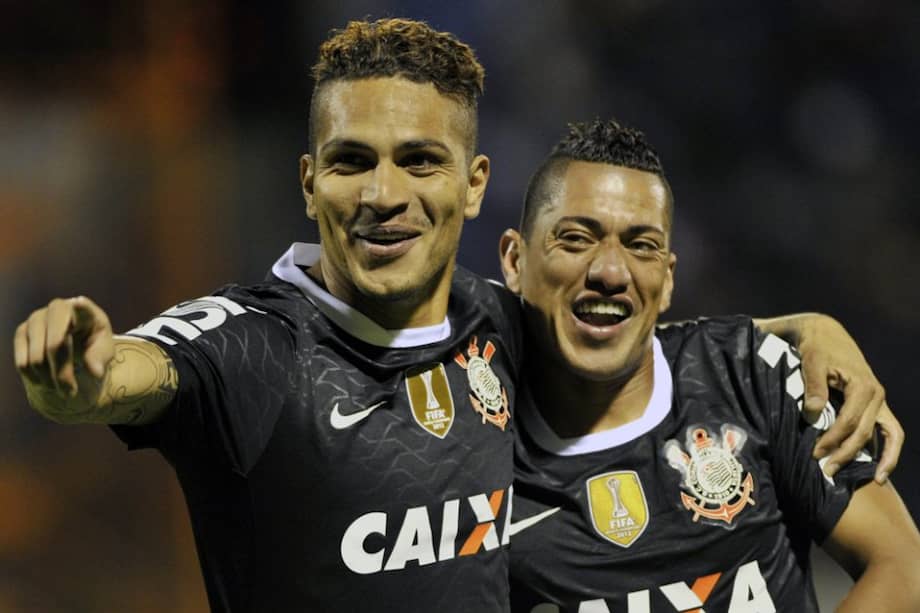 Paolo Guerrero del Corinthians de Brasil./ AFP