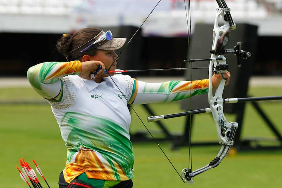 Alejandra Usquiano en las pruebas de tiro con arco que se realizaron en Cúcuta. / Coldeportes-Archivolatino