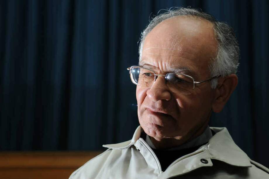 Hace 14 años el padre jesuita Javier Giraldo denunció ante la Comisión Interamericana de Derechos Humanos al teniente coronel (R) Néstor Duque. Lo acusó de varios crímenes mientras era el comandante del batallón Bejarano Muñoz, adscrito a la Séptima Brigada del Ejército con sede en Carepa (Antioquia). /El Espectador