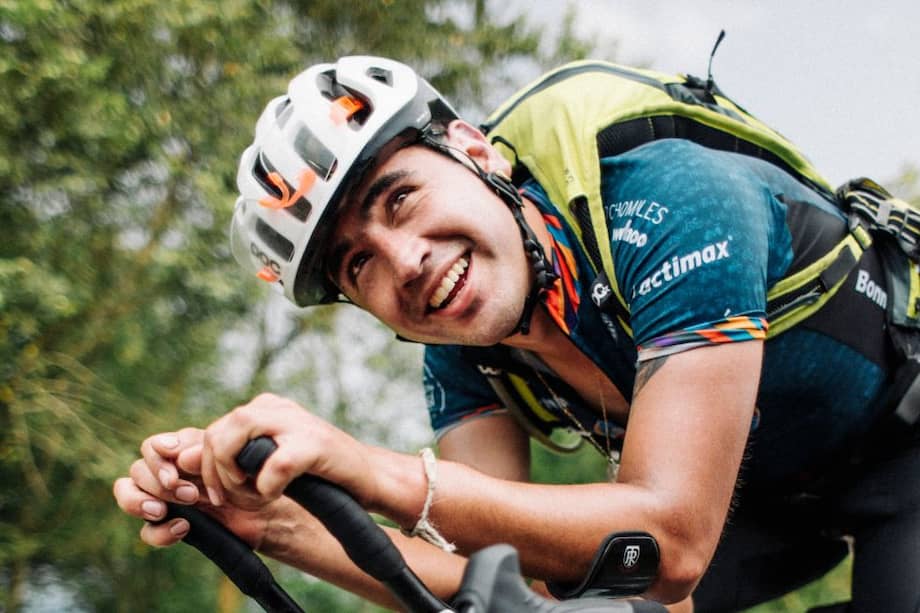 Chaves durante el trayecto. // Cortesía del colectivo La Vuelta es Así