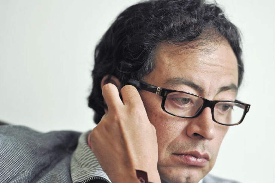 Gustavo Petro le debe hoy al Estado casi $217.410 millones. / Archivo