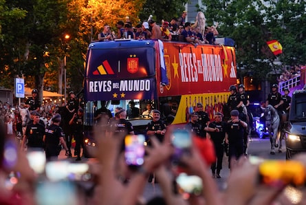 El que gana es el que goza: España celebró el título del Mundial con su gente