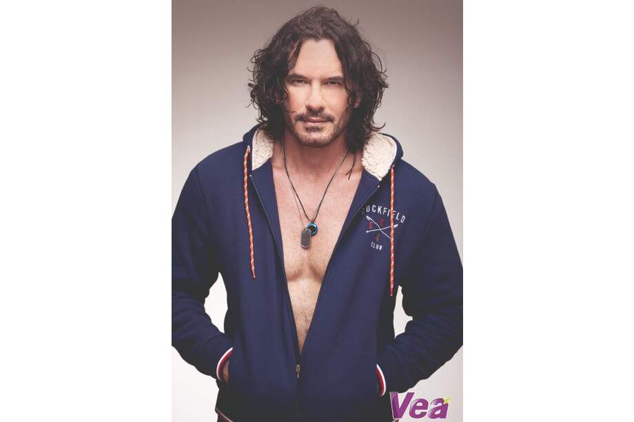 Por la pandemia, Mario Cimarro tuvo que posponer su matrimonio con la modelo Bronislava Gregusová.