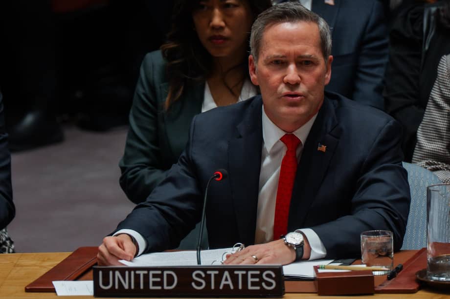El representante ante las Naciones Unidas, Mike Waltz, habla durante la reunión del Consejo de Seguridad de la ONU.