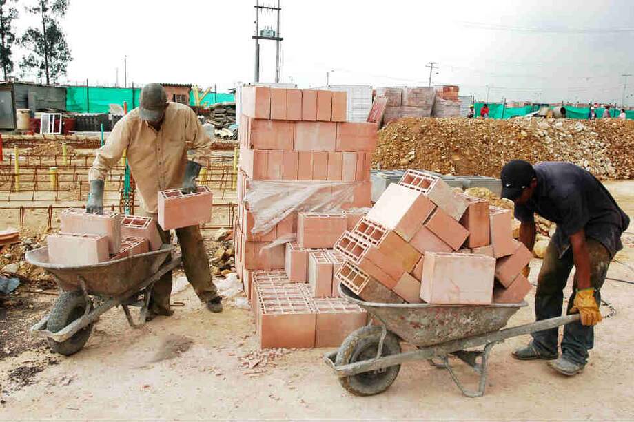 La inversión en sectores diferentes al energético cayó 35,5%. / Archivo