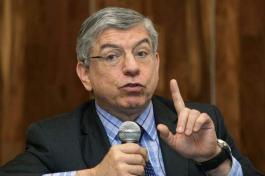 "Marihuana medicinal es una necesidad y es algo que le hace bien a la sociedad": César Gaviria