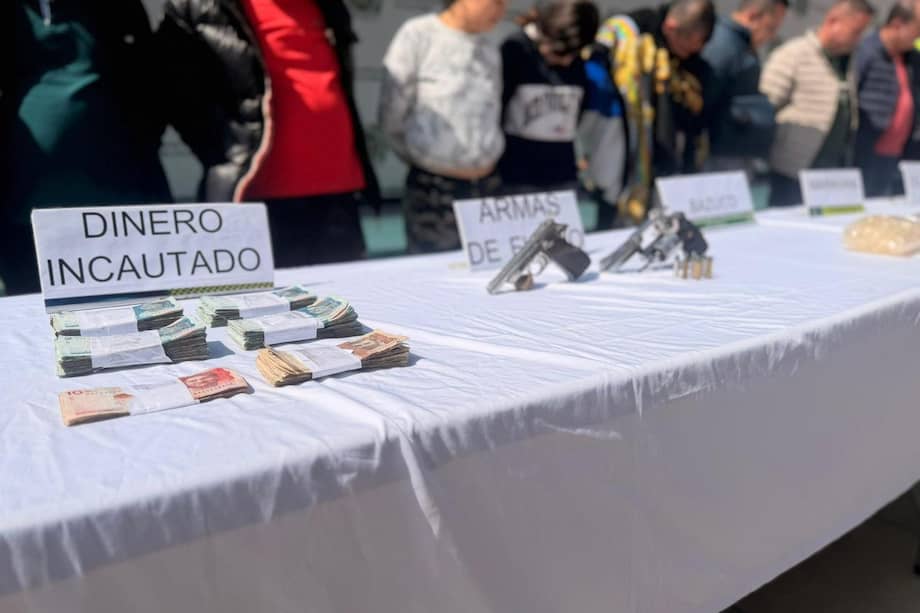 La droga era transportada en vehículos de transporte público, con el propósito de evadir los controles de las autoridades.