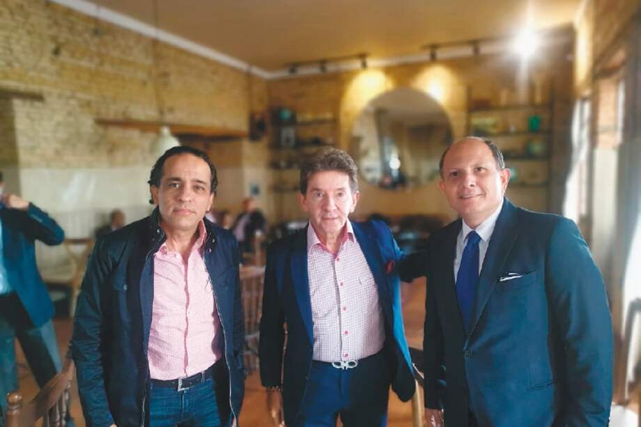 El senador Alexánder López, el exgobernador de Antioquia Luis Pérez Gutiérrez y el exrepresentante a la Cámara Heriberto Escobar.
