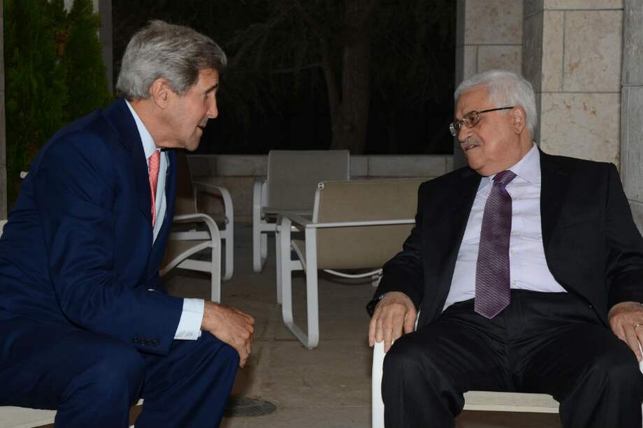 El secretario de Estado norteamericano y el presidente palestino