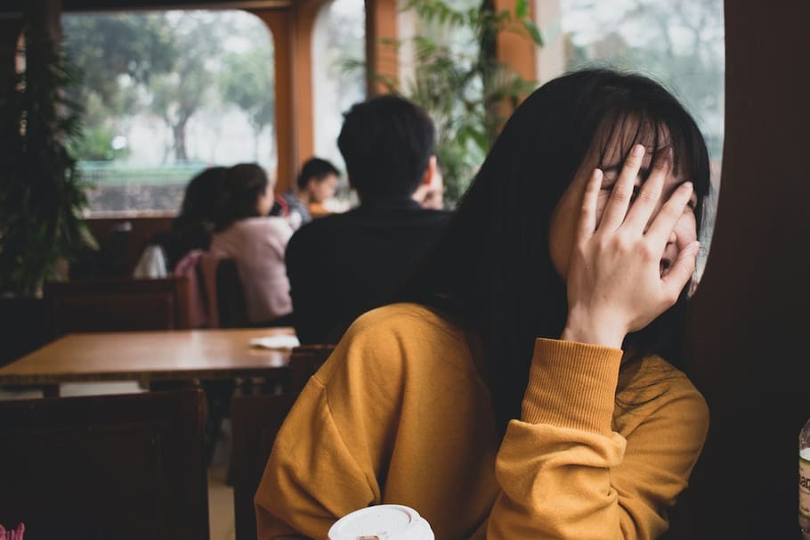 Conquistar a una mujer tímida puede parecer un desafío, pero en realidad, puede convertirse en una experiencia gratificante y enriquecedora.