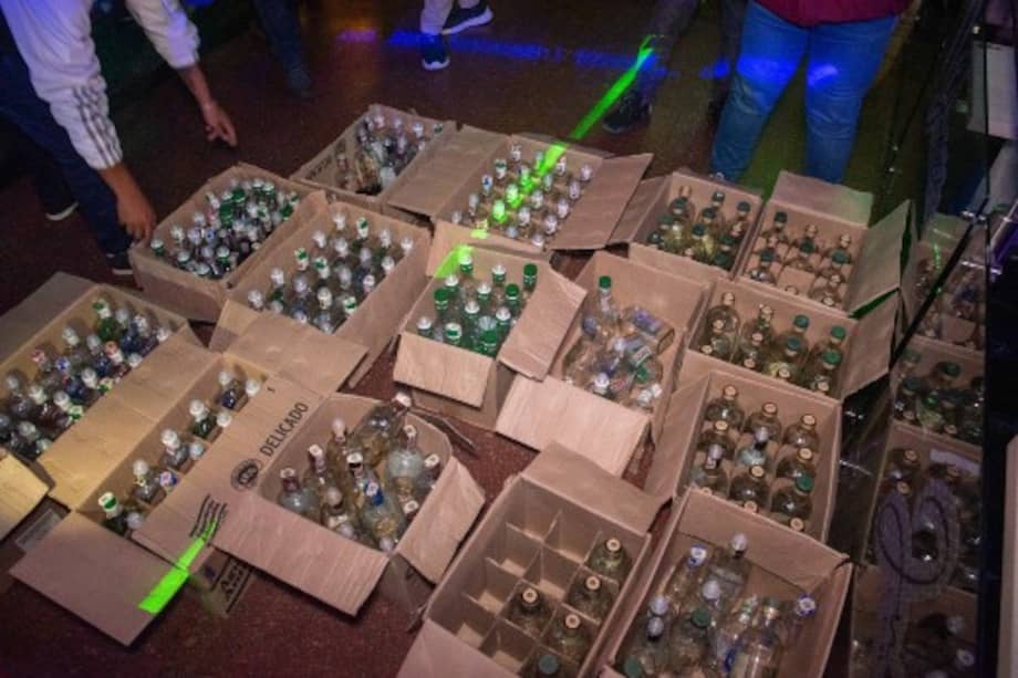 A la fecha, han sido revisados 18.639 litros de alcohol y destruido 21 litros.
