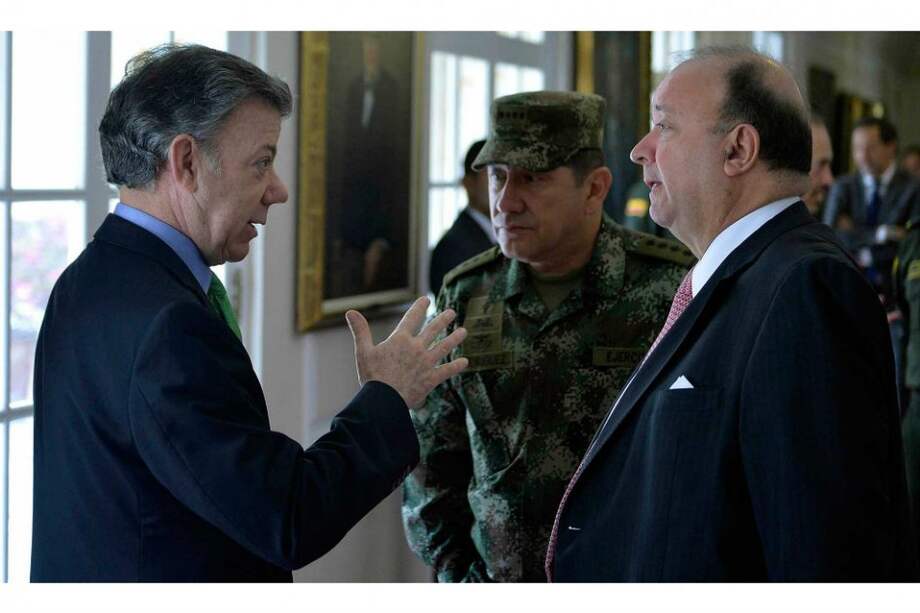 Presión militar, la respuesta de Santos a la petición del Eln de iniciar diálogos