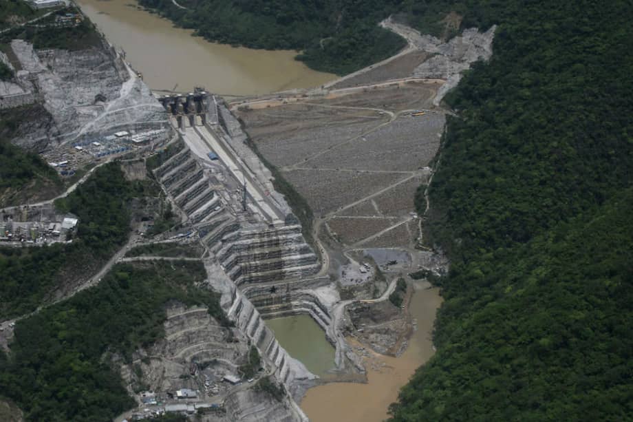 Las lluvias en la zona donde se encuentra la represa seguirán hasta octubre. / AFP