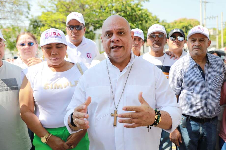 El precandidato espera recolectar más 120 mil firmas a través del “Movimiento Significativo de Ciudadanos Santa Marta Tiene Cura”.