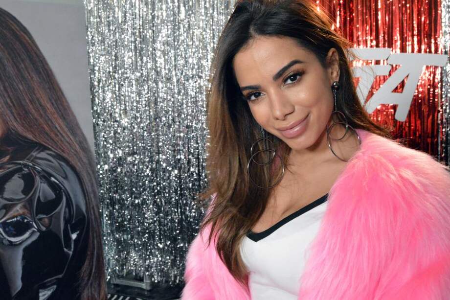 La brasileña Anitta dice que empezó haciendo “funk” y, por eso, para ella fue muy fácil hacer el tránsito al sonido urbano. / EFE