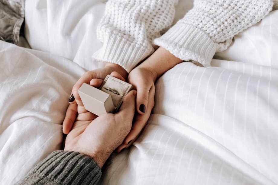 Diez canciones para pedir matrimonio y decir “sí” al ritmo de la música