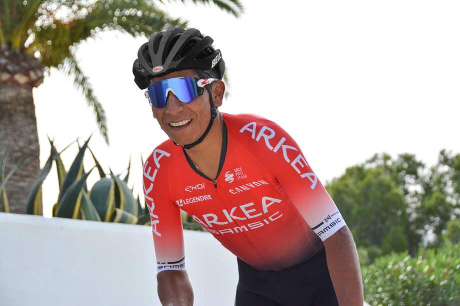 El boyacense debutó en esta carrera en 2013. Ese año fue segundo de la general, se quedó con la camiseta de mejor escalador y la de los jóvenes. / Twitter Nairo Quintana